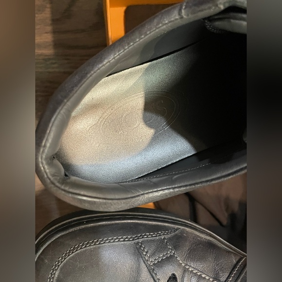 Tod’s men’s sneaker. - Picture 3 of 5